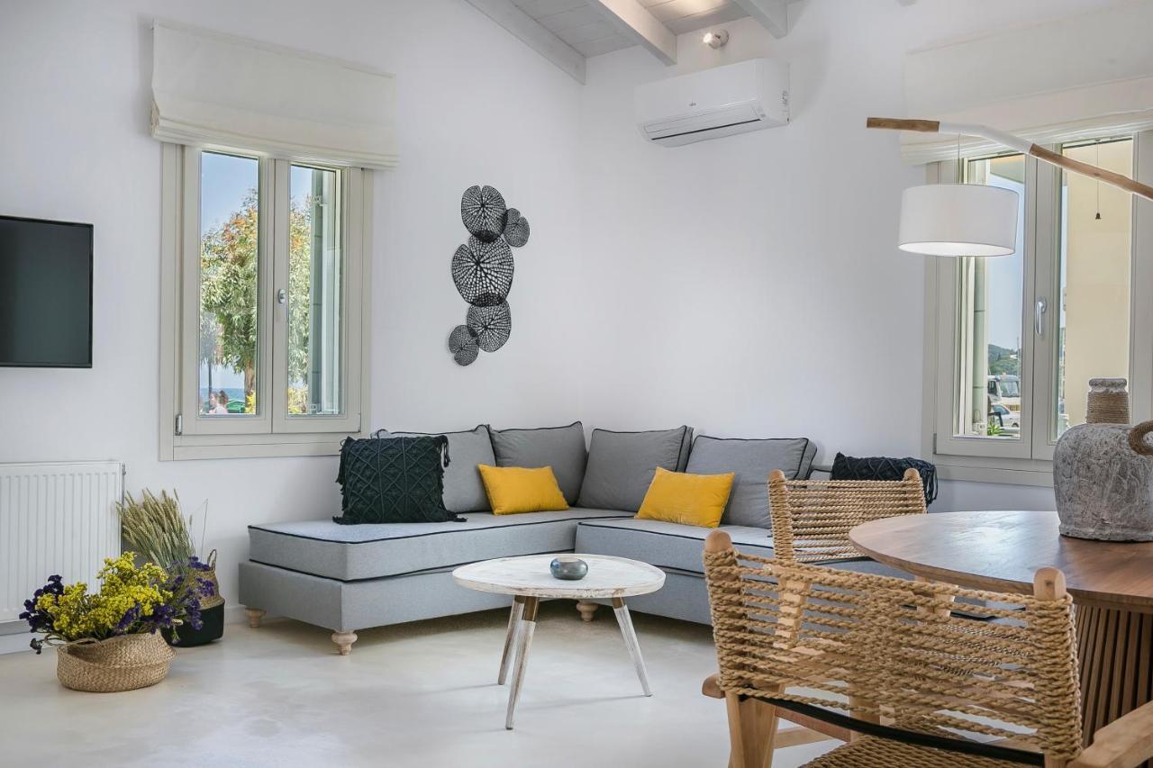 Olvio Living By The Sea Villa ซามี ภายนอก รูปภาพ